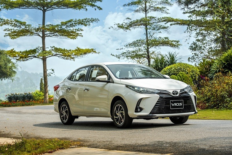 Toyota-Vios-White-0b